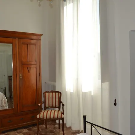 Le Signorine Bed & Breakfast 3*